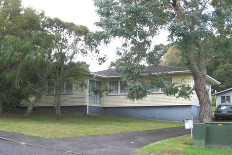 Photo of property in 46 Glenbervie Crescent, Massey, Auckland, 0614