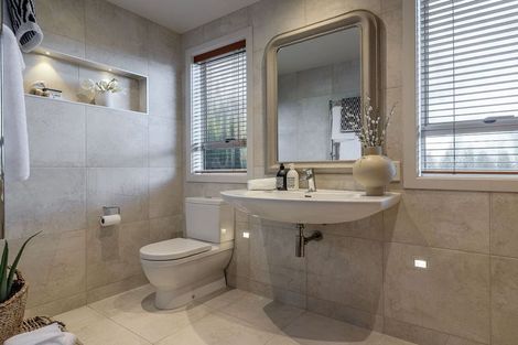 Photo of property in 19 Ruamahanga Crescent, Terrace End, Palmerston North, 4410