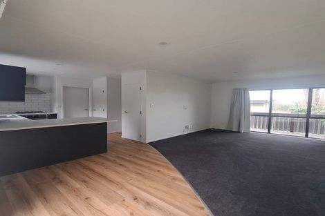 Photo of property in 52b Seddon Street, Waikanae, 5036