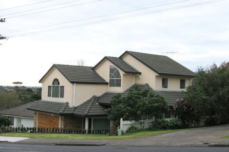 Photo of property in 2/130 Sandspit Road, Shelly Park, Auckland, 2014