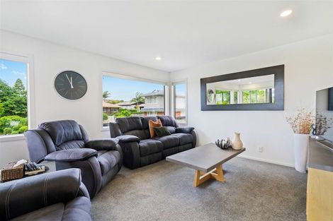 Photo of property in 22 Tercel Place, Sunnyhills, Auckland, 2010