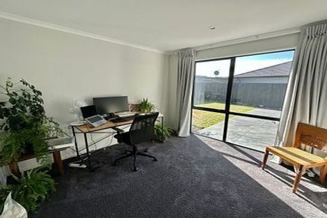 Photo of property in 4 Letitia Street, Burwood, Christchurch, 8083