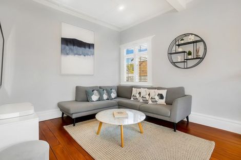 Photo of property in 9 Powell Street, Avondale, Auckland, 1026