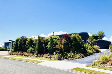 Photo of property in 31 Les Wakefield Road, Mapua, 7005