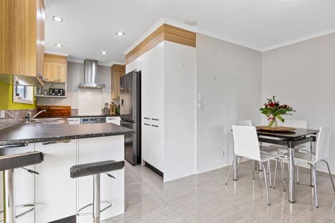 Photo of property in 4 Kohe Place, Inglewood, 4330