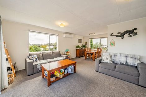 Photo of property in 7 Bobstay Lane, Whitby, Porirua, 5024