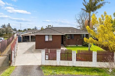 Photo of property in 47 Chadwick Crescent, Mangere East, Auckland, 2024