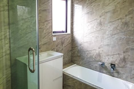 Photo of property in 2b Bunnythorpe Road, Papakura, 2110