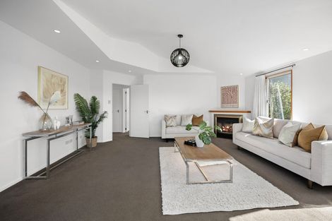 Photo of property in 2c Braemar Road, Rothesay Bay, Auckland, 0630