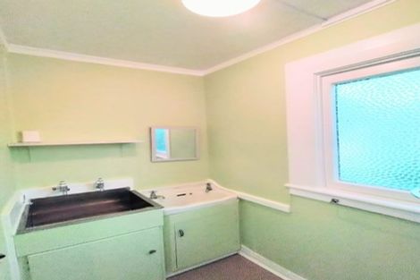 Photo of property in 64 Hazel Avenue, Caversham, Dunedin, 9012