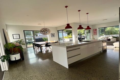 Photo of property in 5 Wautaiti Drive, Riverhead, 0820