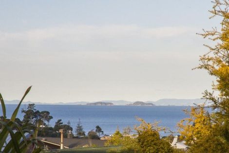 Photo of property in 58 Sartors Avenue, Browns Bay, Auckland, 0630