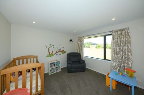 Photo of property in 2 Jacks Drive, West Melton, 7618