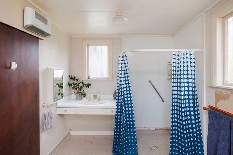 Photo of property in 30 Cuba Street, Marton, 4710