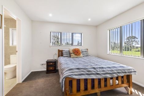 Photo of property in 15c Omana Road, Papatoetoe, Auckland, 2025