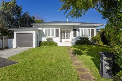 Photo of property in 313 Royal Road, Massey, Auckland, 0614