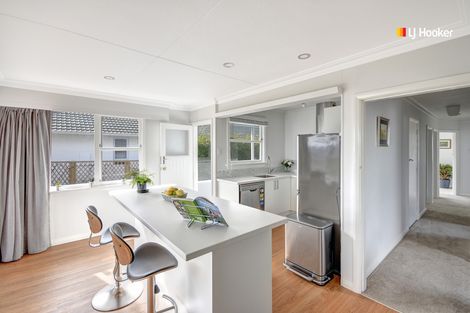 Photo of property in 43 Eden Street, Mosgiel, 9024