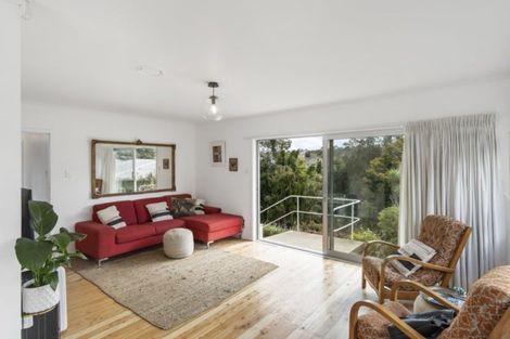 Photo of property in 85 Barrys Road, Glendene, Auckland, 0602