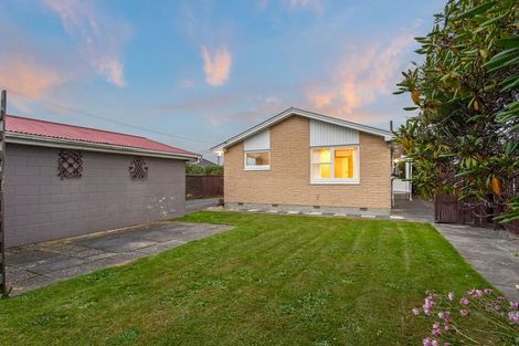 Photo of property in 11 Dunster Street, Burnside, Christchurch, 8053