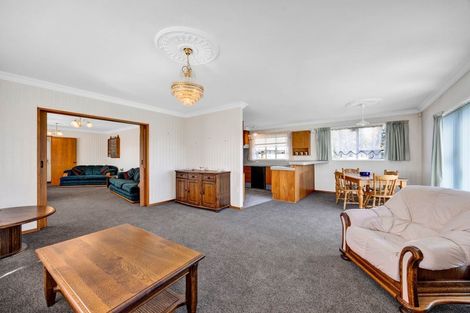 Photo of property in 65 Murray Avenue, Hawera, 4610