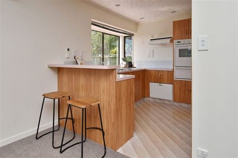 Photo of property in 122 Mccormacks Bay Road, Redcliffs, Christchurch, 8081