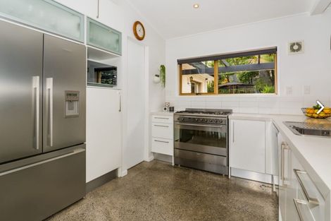 Photo of property in 43 Maxwelton Drive, Mairangi Bay, Auckland, 0630