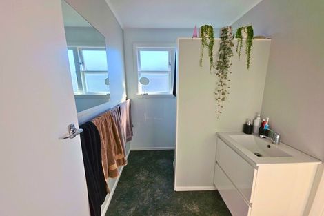 Photo of property in 65 Phillips Street, Sanson, 4817