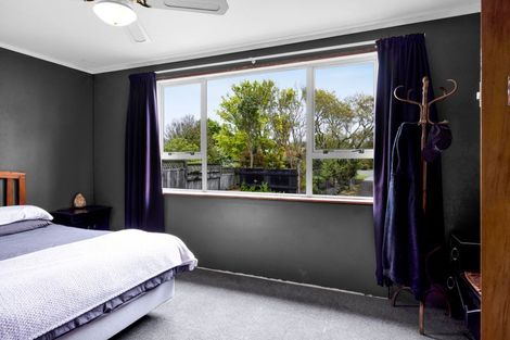 Photo of property in 43 Maire Street, Inglewood, 4330