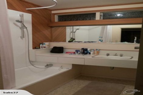 Photo of property in 32 Highbury Road, Highbury, Wellington, 6012