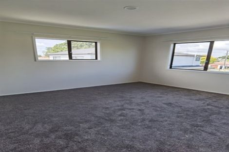Photo of property in 13a Gifford Road, Papatoetoe, Auckland, 2025