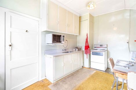 Photo of property in 212 Kelvin Street, Avenal, Invercargill, 9810