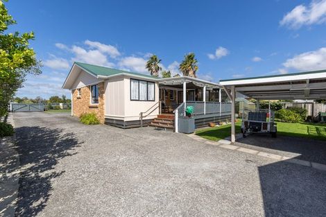 Photo of property in 70 Great South Road, Huntly, 3700