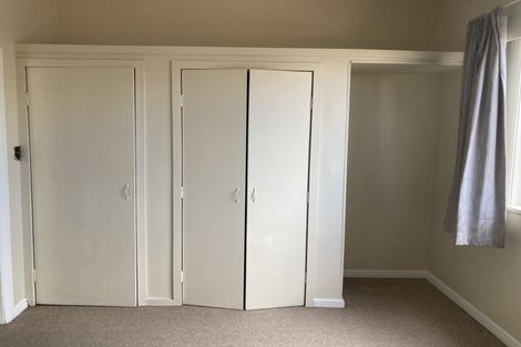 Photo of property in 96 Derwent Street, Island Bay, Wellington, 6023