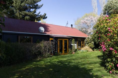 Photo of property in 1067 Milton Highway, Lovells Flat, Milton, 9292