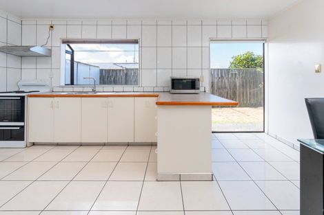 Photo of property in 36b Kaikoura Street, Maupuia, Wellington, 6022