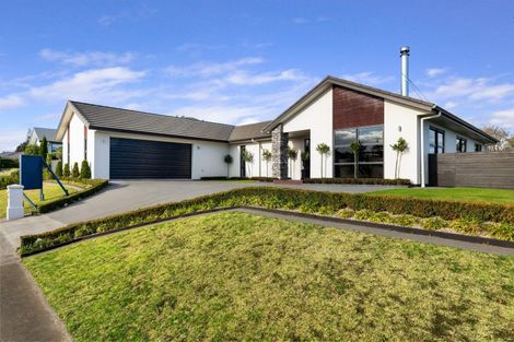 Photo of property in 23 Tirimoana Place, Otamatea, Whanganui, 4501