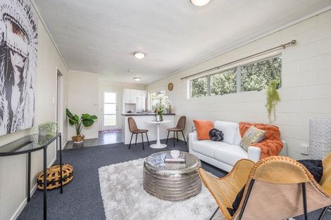 Photo of property in 5/19a Verbena Road, Birkdale, Auckland, 0626