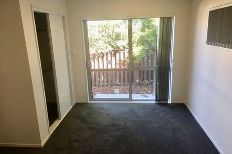 Photo of property in 25 Whiteacres Drive, Sunnyhills, Auckland, 2010