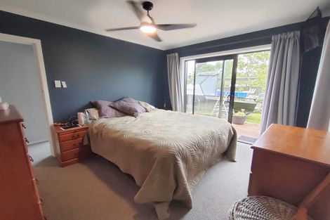 Photo of property in 51 Mears Road, St Andrews, Hamilton, 3200