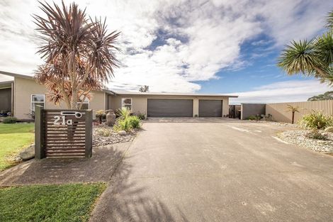 Photo of property in 21a Roebuck Street, Westport, 7825