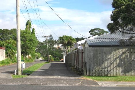 Photo of property in 131a View Road, Sunnyvale, Auckland, 0612