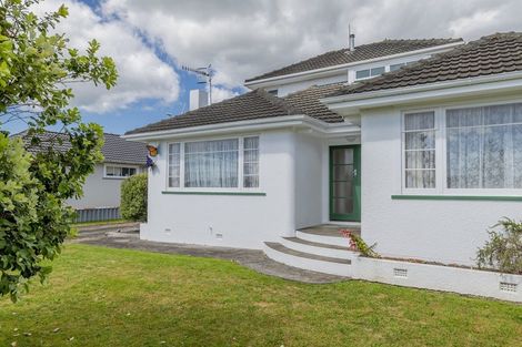 Photo of property in 36 Winchester Street, Levin, 5510