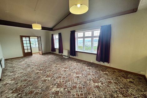 Photo of property in 68 Mortimer Terrace, Brooklyn, Wellington, 6021