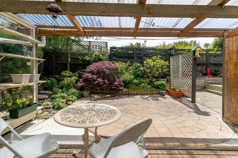 Photo of property in 71 Moana Crescent, Musselburgh, Dunedin, 9013