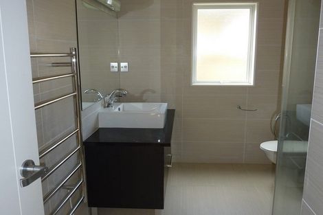 Photo of property in 10 Catlins Place, Fairview Heights, Auckland, 0632