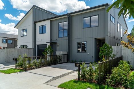 Photo of property in 8 Paraone Crescent, Takanini, 2112