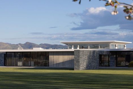 Photo of property in 400 Pound Road, Yaldhurst, Christchurch, 7676