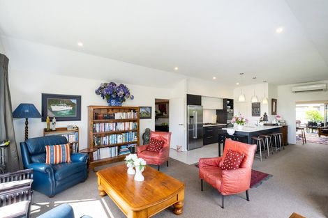 Photo of property in 26 Whakatomo Place, Havelock North, 4130