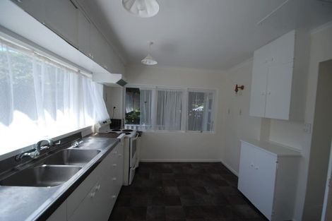 Photo of property in 13 Bell Street, Tawa, Wellington, 5028