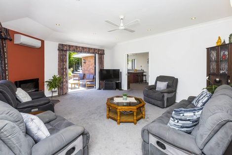 Photo of property in 20 Ormrod Grove, Riverstone Terraces, Upper Hutt, 5018